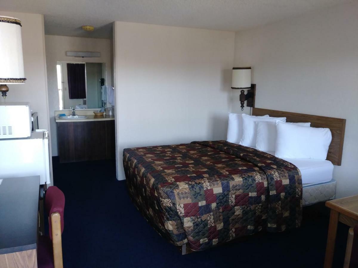 The Sturgis Motel Экстерьер фото