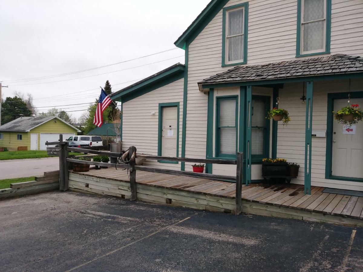 The Sturgis Motel Экстерьер фото