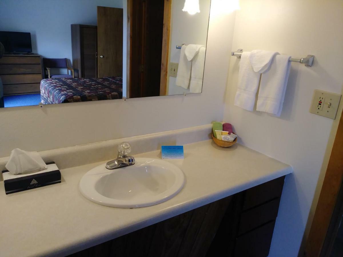 The Sturgis Motel Экстерьер фото